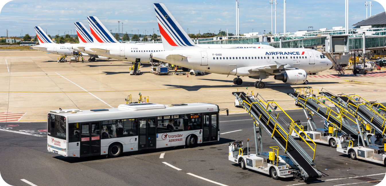 پرواز فرودگاه شارل دوگل فرانسه