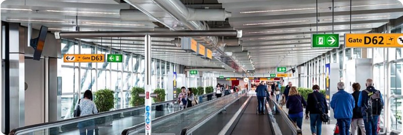 مراجعه به گیت پرواز در فرودگاه