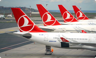 ایرلاین‌های با لوگوی قرمز؛ معرفی ۱۰ شرکت هواپیمایی محبوب دنیا